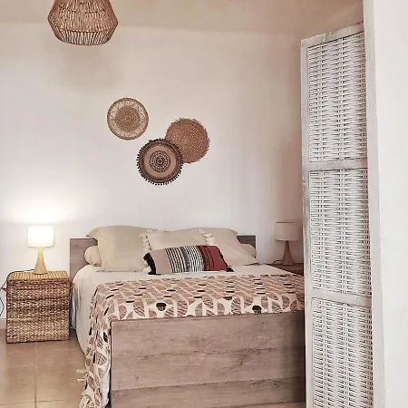 T2bis 60m2 Avec Jolie Terrasse De 25m2 Et Vue Panoramique Et Montagne Sur Le Golfe Du Valinco - Quartier Calme à 10mn à Pied Du Centre - Idéal Pour 4 Personnes Et Possibilité De 6 Couchages - Place De Parking Réservée * Sartène