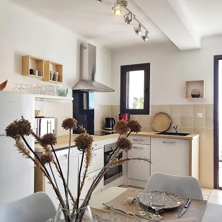 Appartamento T2bis 60m2 Avec Jolie Terrasse De 25m2 Et Vue Panoramique Et Montagne Sur Le Golfe Du Valinco - Quartier Calme à 10mn à Pied Du Centre - Idéal Pour 4 Personnes Et Possibilité De 6 Couchages - Place De Parking Réservée Sartène