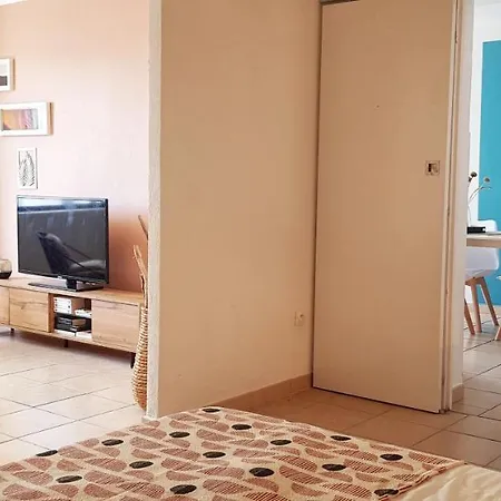 Appartamento T2bis 60m2 Avec Jolie Terrasse De 25m2 Et Vue Panoramique Et Montagne Sur Le Golfe Du Valinco - Quartier Calme à 10mn à Pied Du Centre - Idéal Pour 4 Personnes Et Possibilité De 6 Couchages - Place De Parking Réservée *